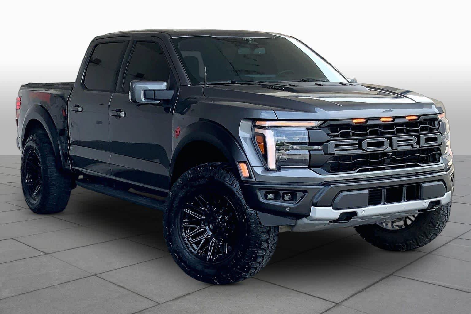 Used 2026 Ford F150 Raptor AWD/4WD image 3