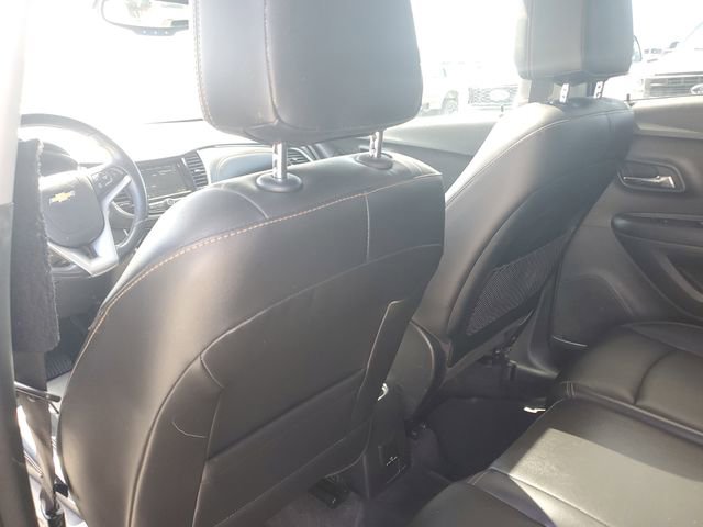 Used 2019 Chevrolet Trax Premier w/ LPO, Protection Package AWD/4WD image 27