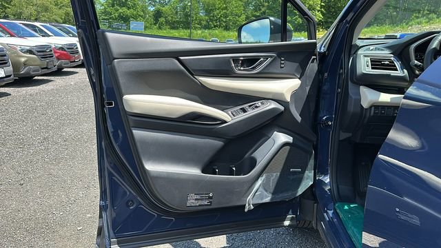 New 2025 Subaru Ascent Limited w/ Popular Package #1 image 6