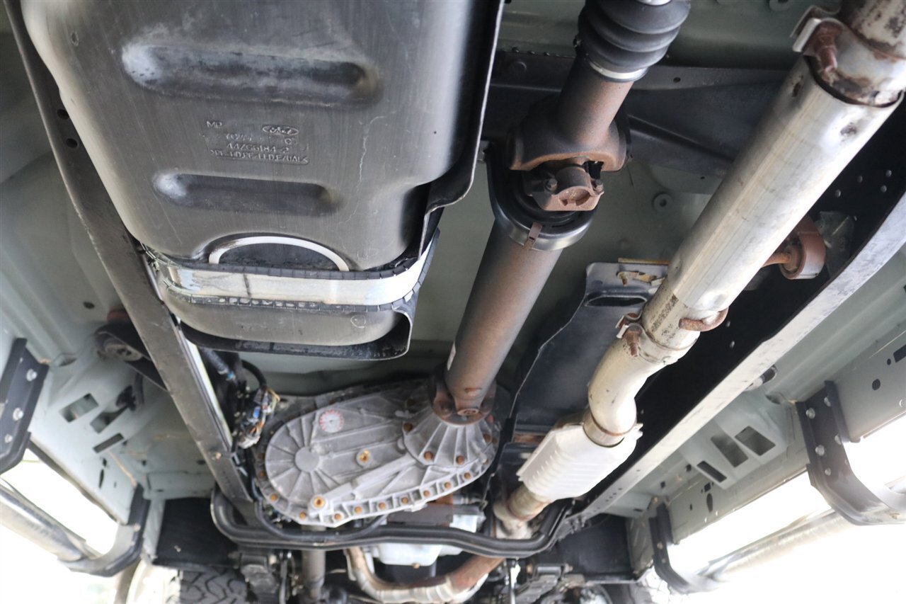 Used 2003 Ford F250 Lariat AWD/4WD image 24