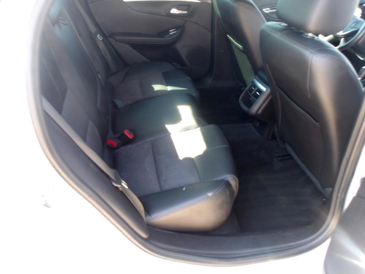Used 2018 Chevrolet Impala LT FWD image 8