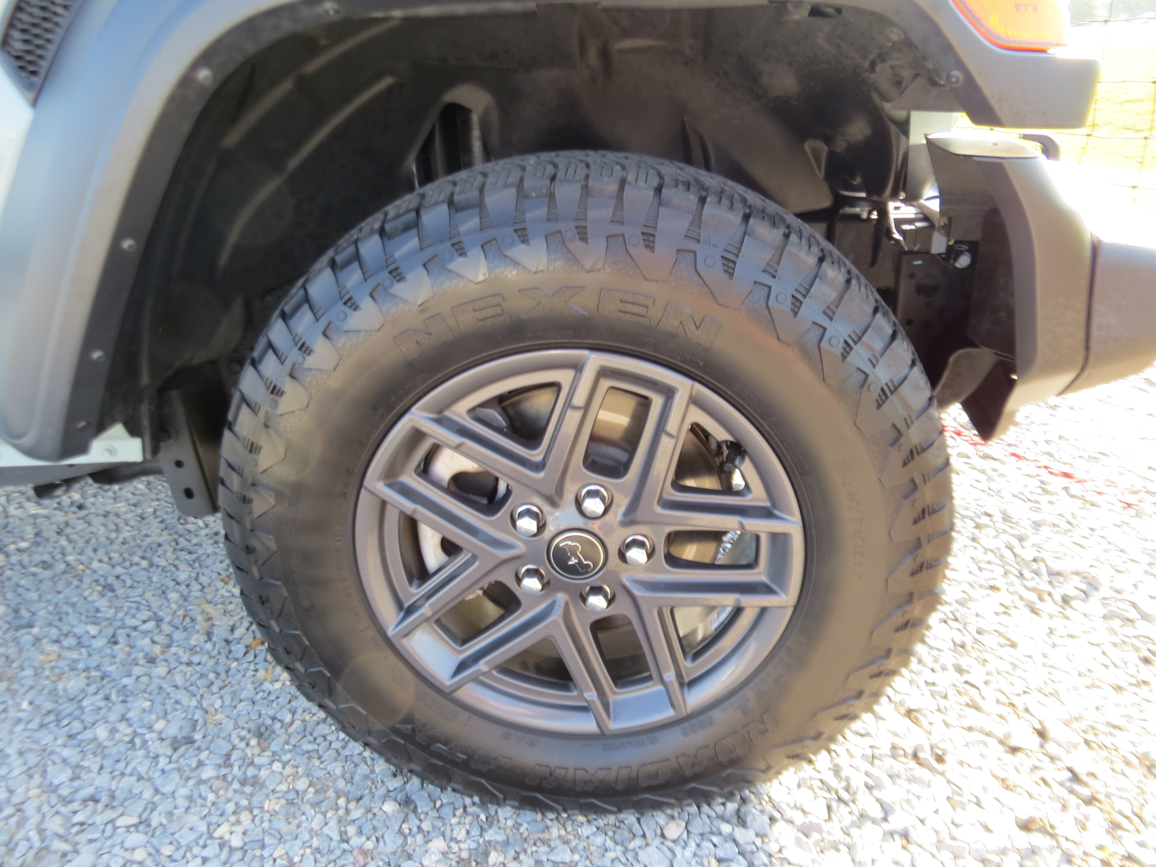 Used 2024 Jeep Wrangler Unlimited Sport AWD/4WD image 11