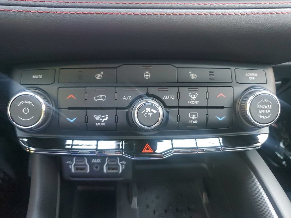 New 2026 Dodge Durango GT w/ Blacktop Package AWD/4WD image 31