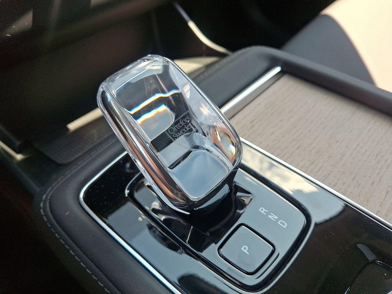New 2026 Volvo XC90 B6 Plus w/ Protection Package Premier image 15