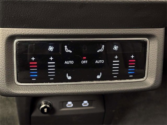 Certified 2023 Audi e-tron Prestige w/ Prestige Package image 15