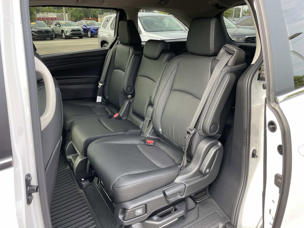 New 2026 Honda Odyssey EX-L image 11