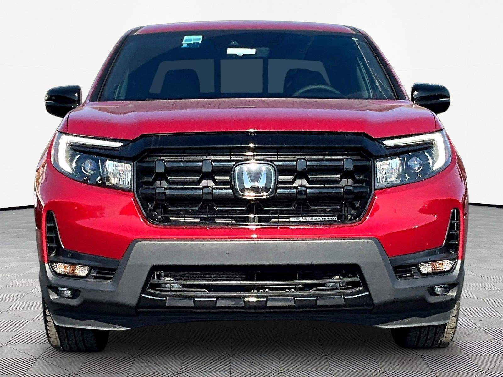 Used 2024 Honda Ridgeline Black Edition image 2