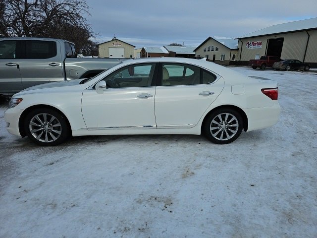 Used 2012 Lexus LS 460 AWD w/ Luxury Value Edition image 2