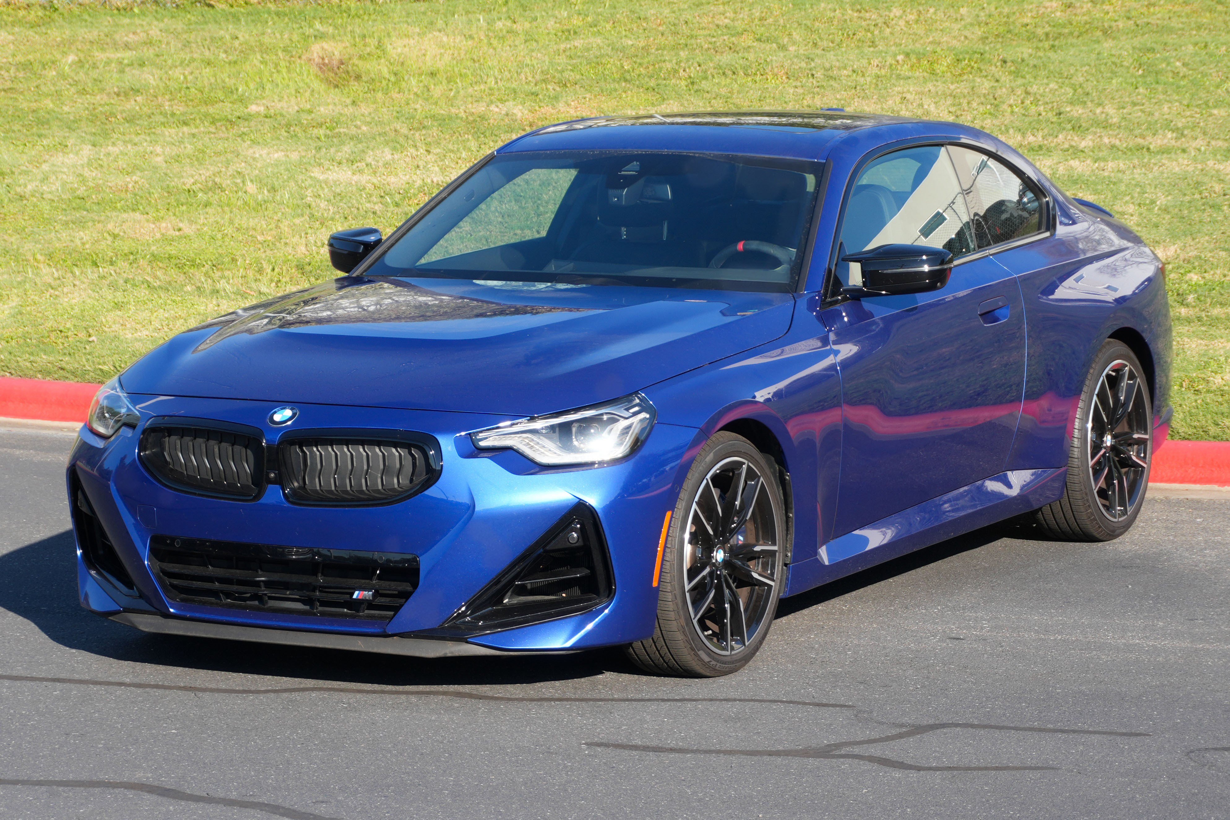 Certified 2025 BMW M240i Coupe RWD image 5