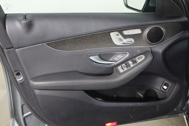 Used 2019 Mercedes-Benz C 300 Sedan image 18