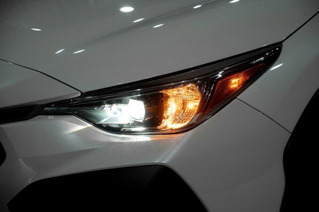 Used 2024 Subaru Crosstrek 2.0i Premium AWD/4WD image 7