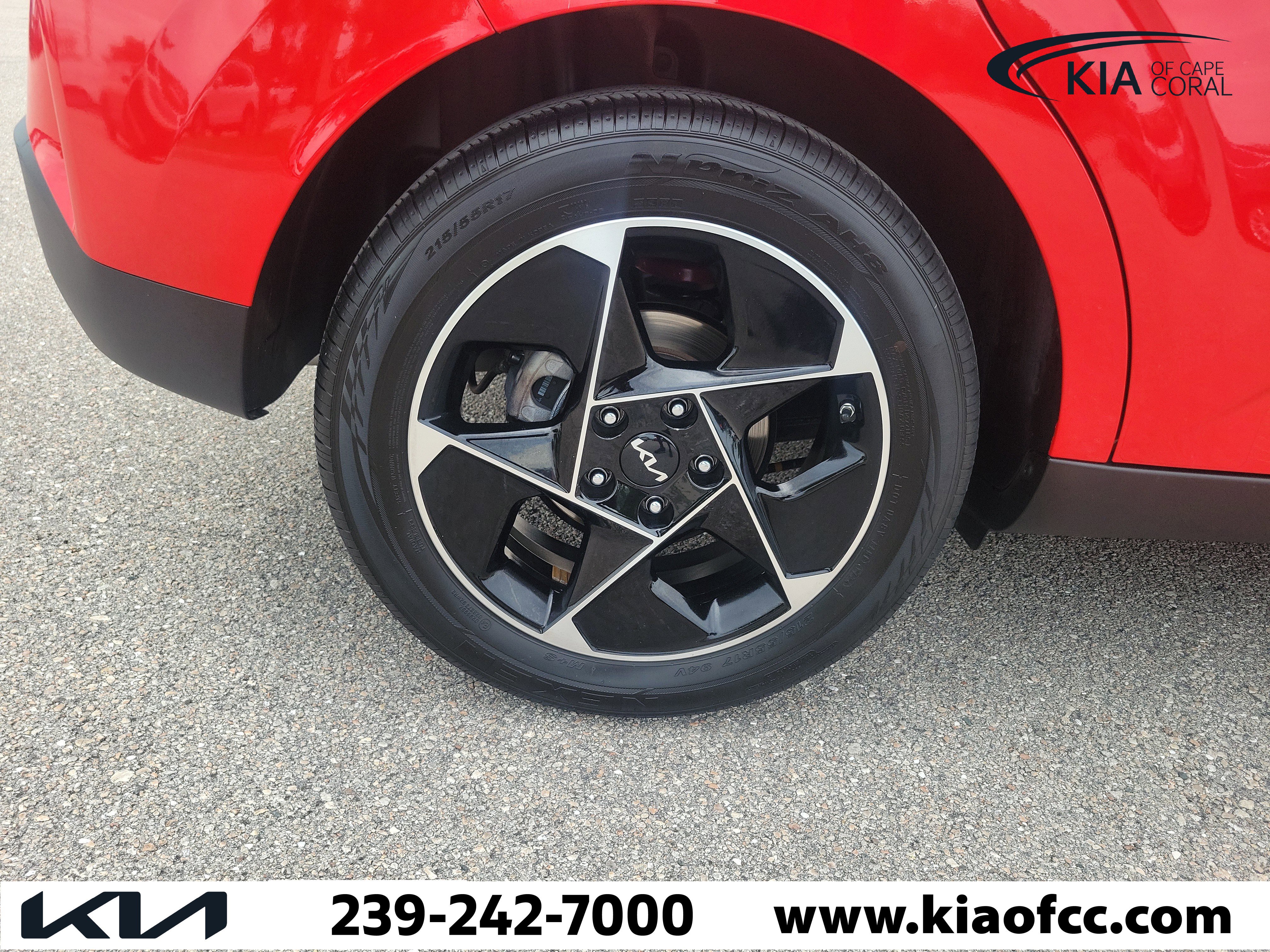 Used 2025 Kia Soul EX FWD image 9
