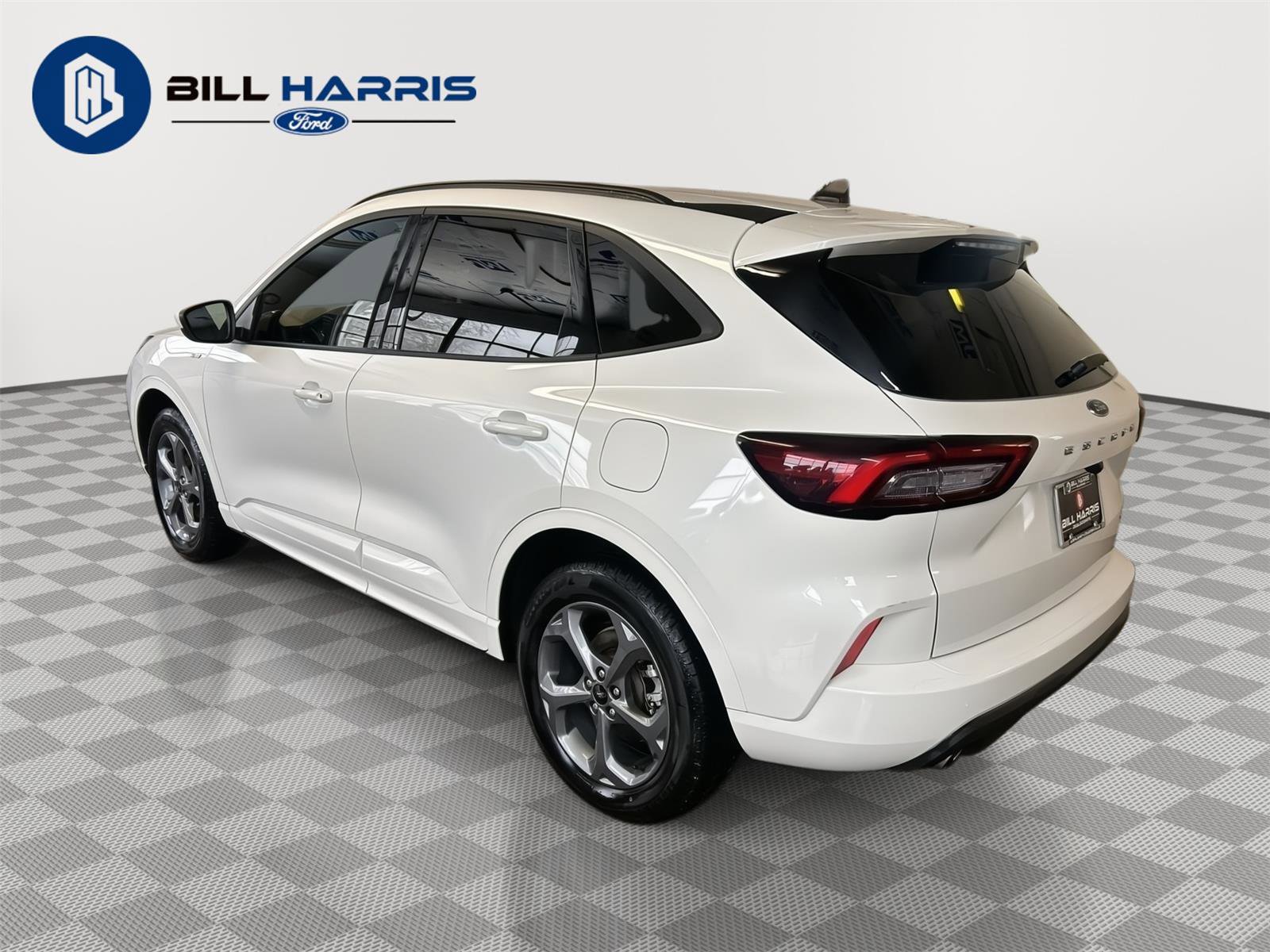 Used 2023 Ford Escape ST-Line Select image 7