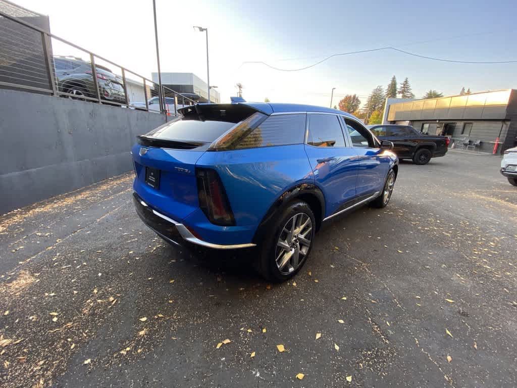 Certified 2026 Cadillac Optiq Luxury 2 AWD/4WD image 6