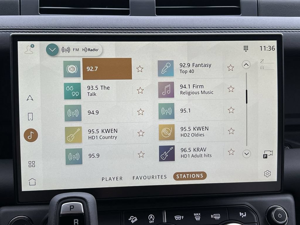 New 2026 Land Rover Defender 130 X-Dynamic SE AWD/4WD image 25