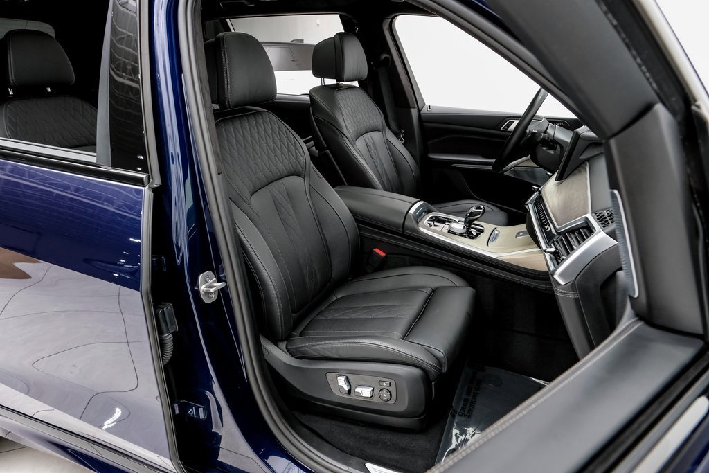 Used 2024 BMW ALPINA XB7 image 30