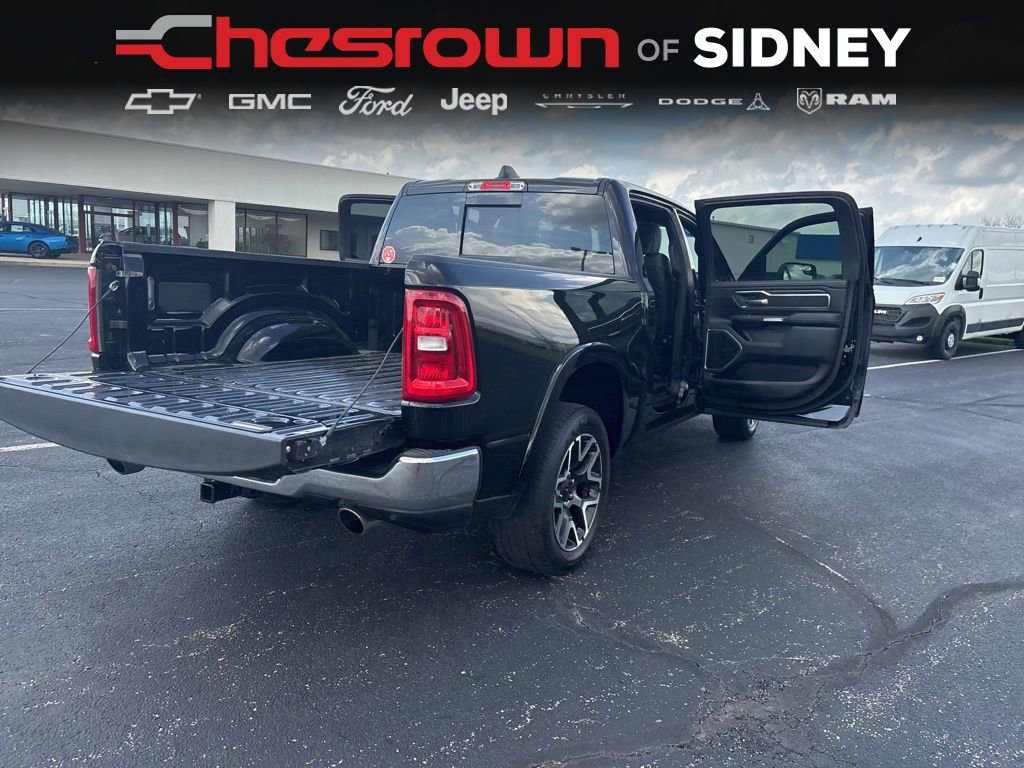 Used 2025 RAM 1500 Laramie AWD/4WD image 17