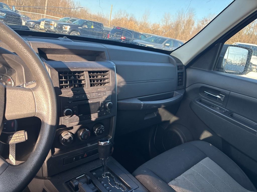 Used 2010 Jeep Liberty Sport w/ Popular Equipment Group image 19