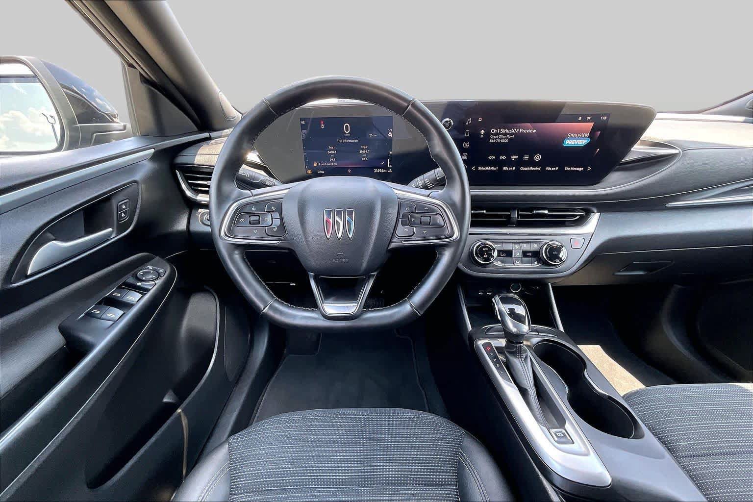 Used 2024 Buick Envista Sport Touring w/ Convenience I Package FWD image 6