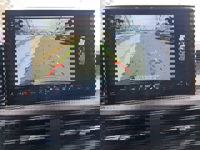 Used 2023 Lincoln Corsair Standard image 33