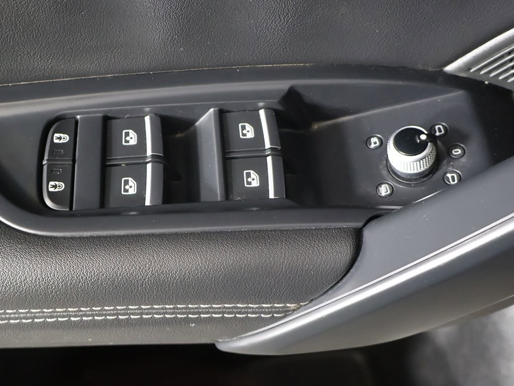 Used 2023 Audi Q5 2.0T Premium Plus image 37