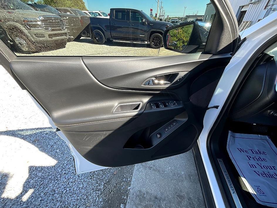 Used 2019 Chevrolet Equinox Premier image 11