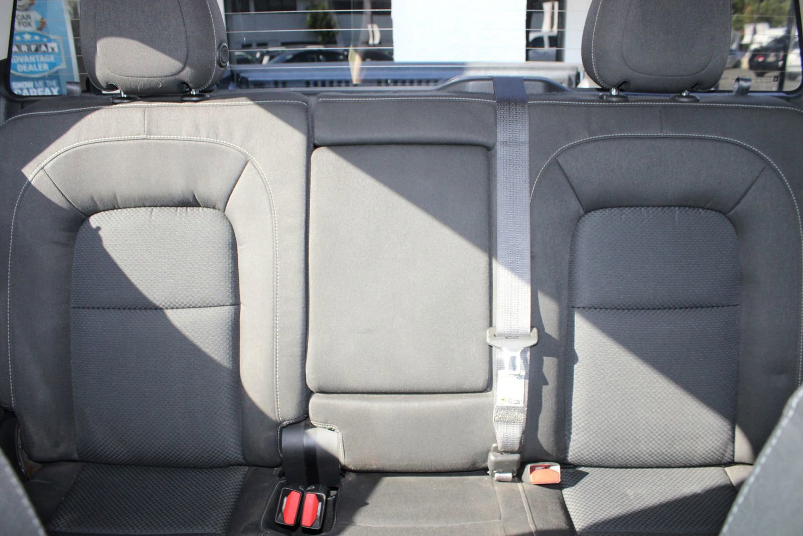 Used 2015 Chevrolet Colorado LT w/ LT Convenience Package RWD image 6