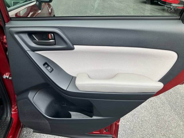 Used 2016 Subaru Forester 2.5i Premium AWD/4WD image 29