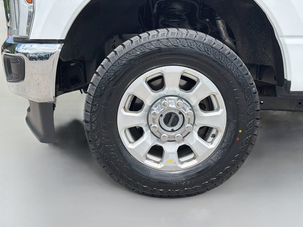Used 2024 Ford F250 XLT AWD/4WD image 32