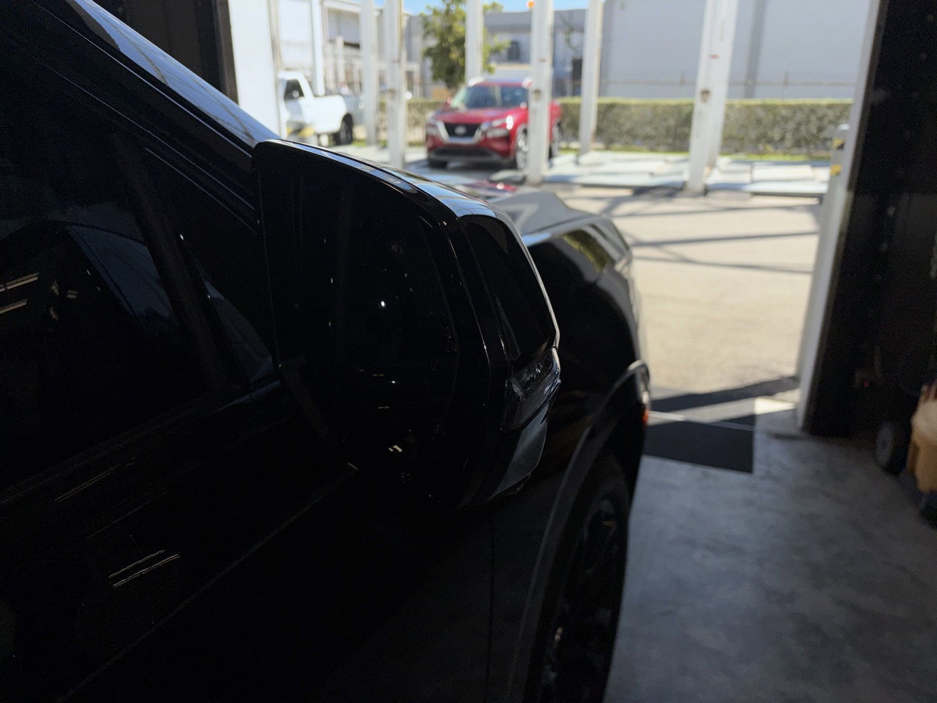 Certified 2023 Cadillac Escalade ESV Sport Platinum w/ LPO, ONYX Package image 12