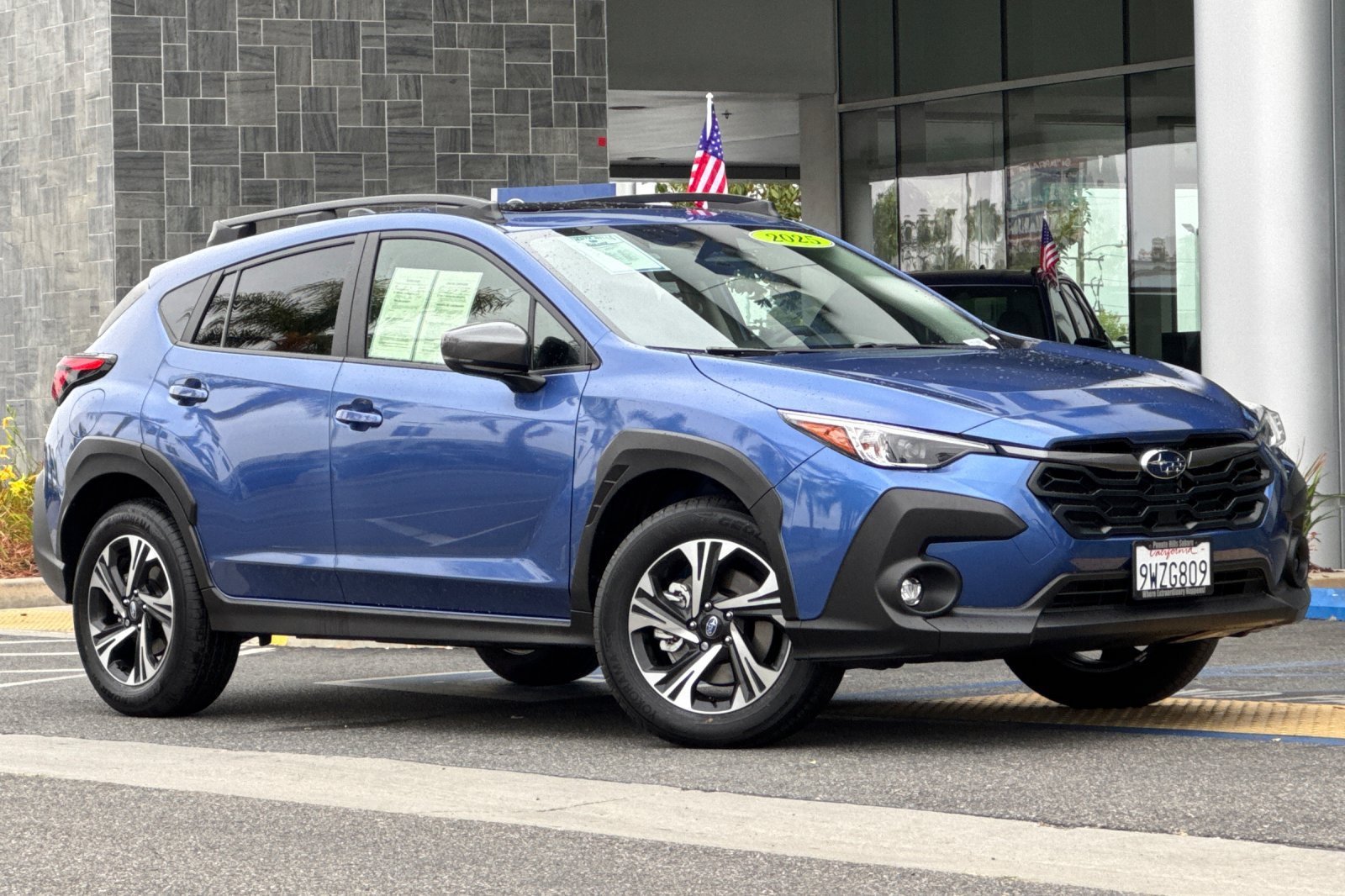 Certified 2025 Subaru Crosstrek 2.5i Premium AWD/4WD image 2
