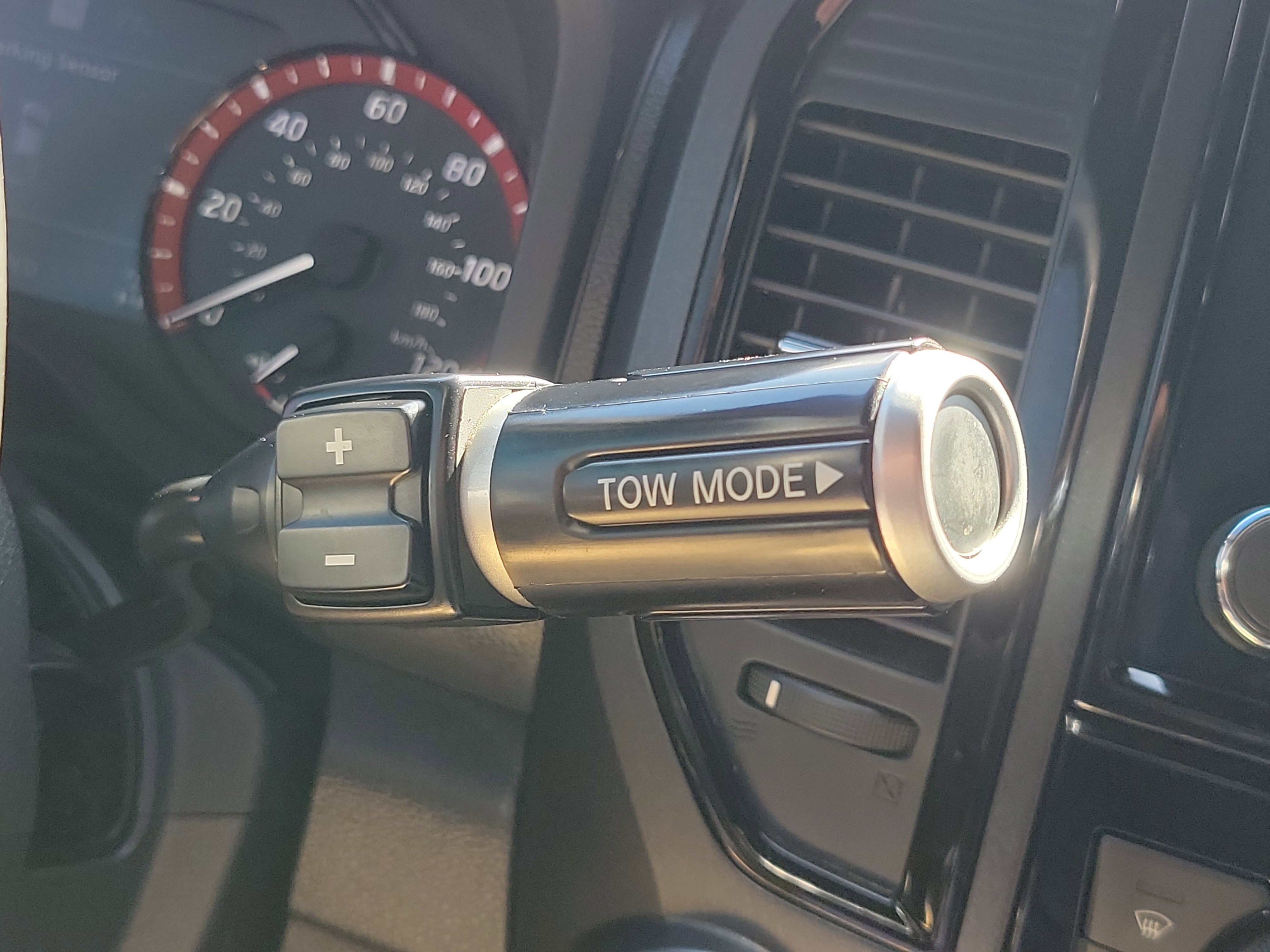 Used 2023 Nissan Titan PRO-4X w/ Pro-4x Convenience Package AWD/4WD image 27