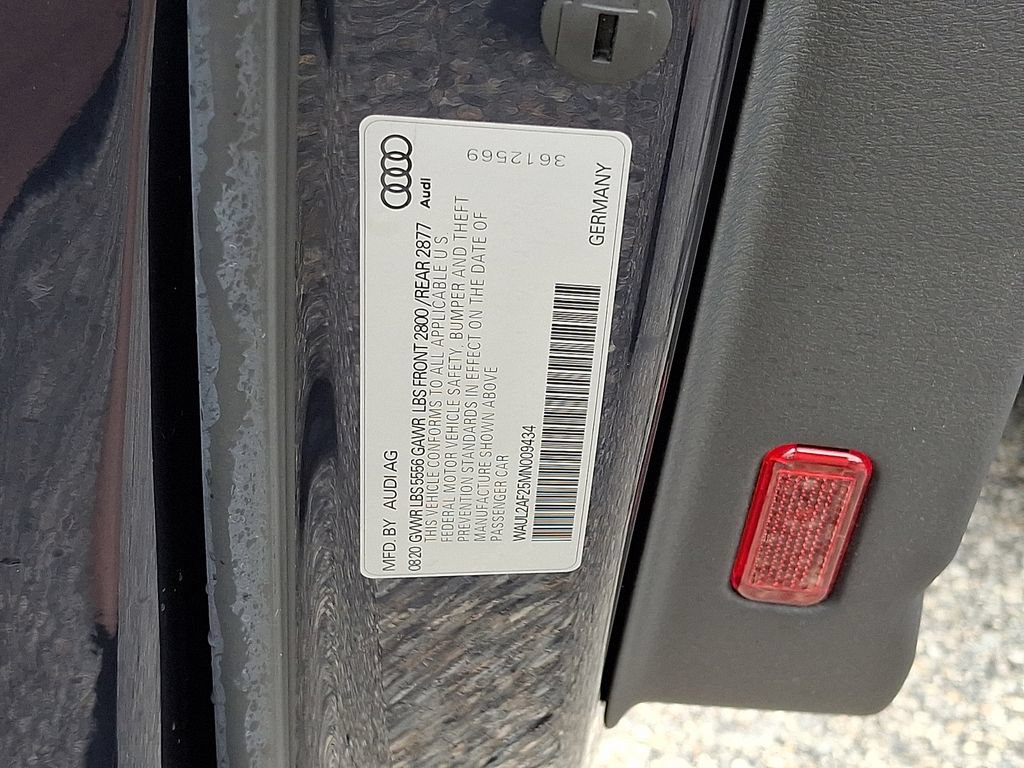 Used 2021 Audi A6 Premium Plus w/ Premium Plus Package AWD/4WD image 28