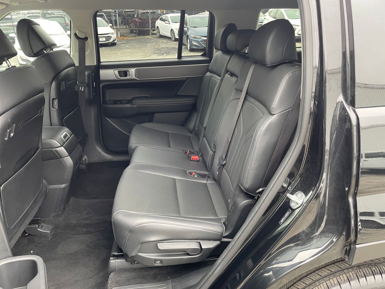 Used 2025 Hyundai Santa Fe SEL image 27