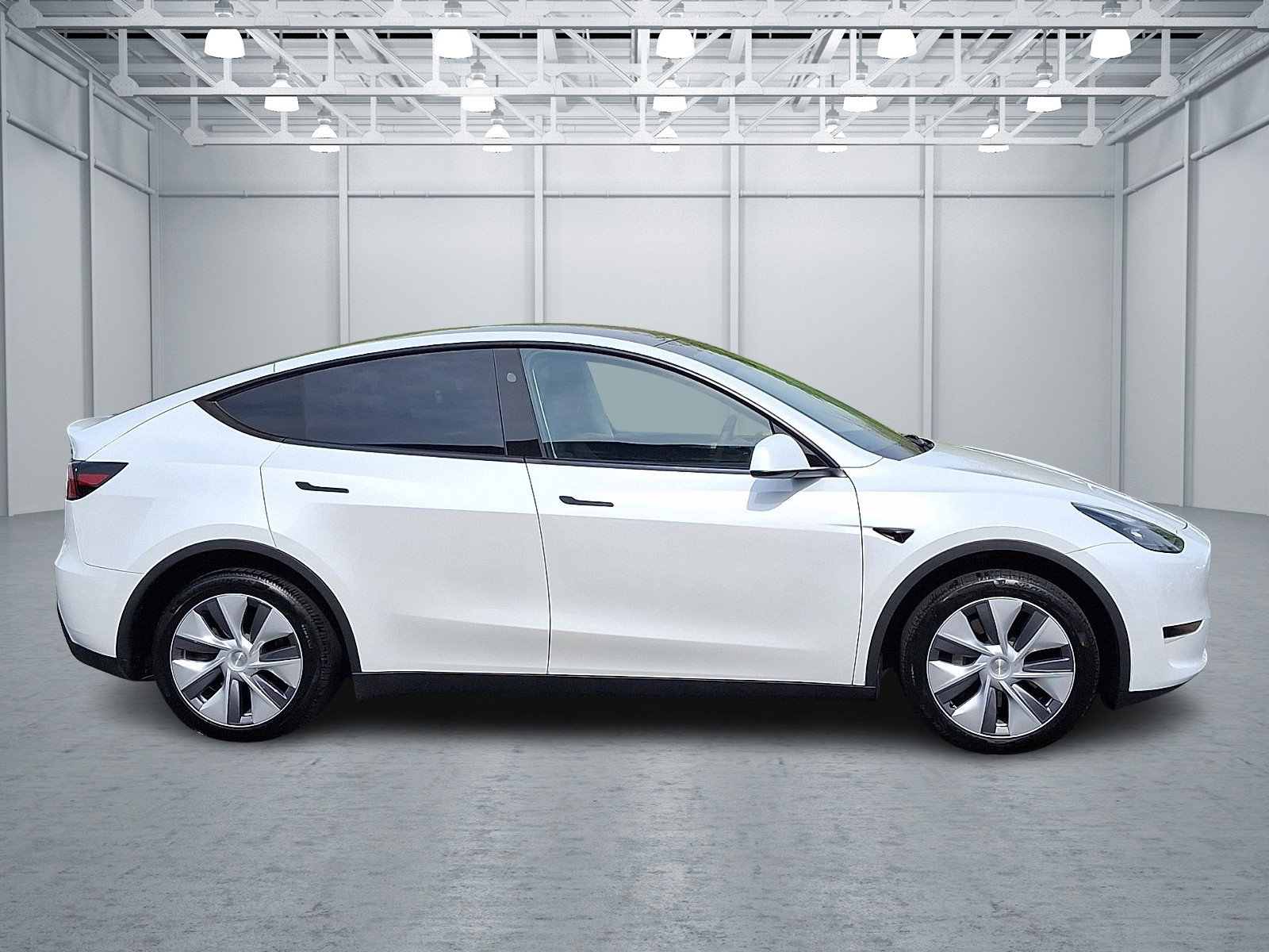Used 2023 Tesla Model Y Long Range AWD/4WD image 7