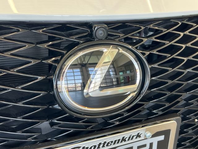 Used 2025 Lexus IS 350 F Sport w/ Navigation Package RWD image 15