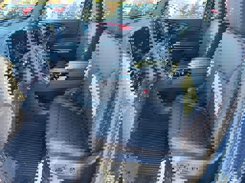 New 2026 Chevrolet Traverse Z71 w/ LPO, Floor Liner Package image 4