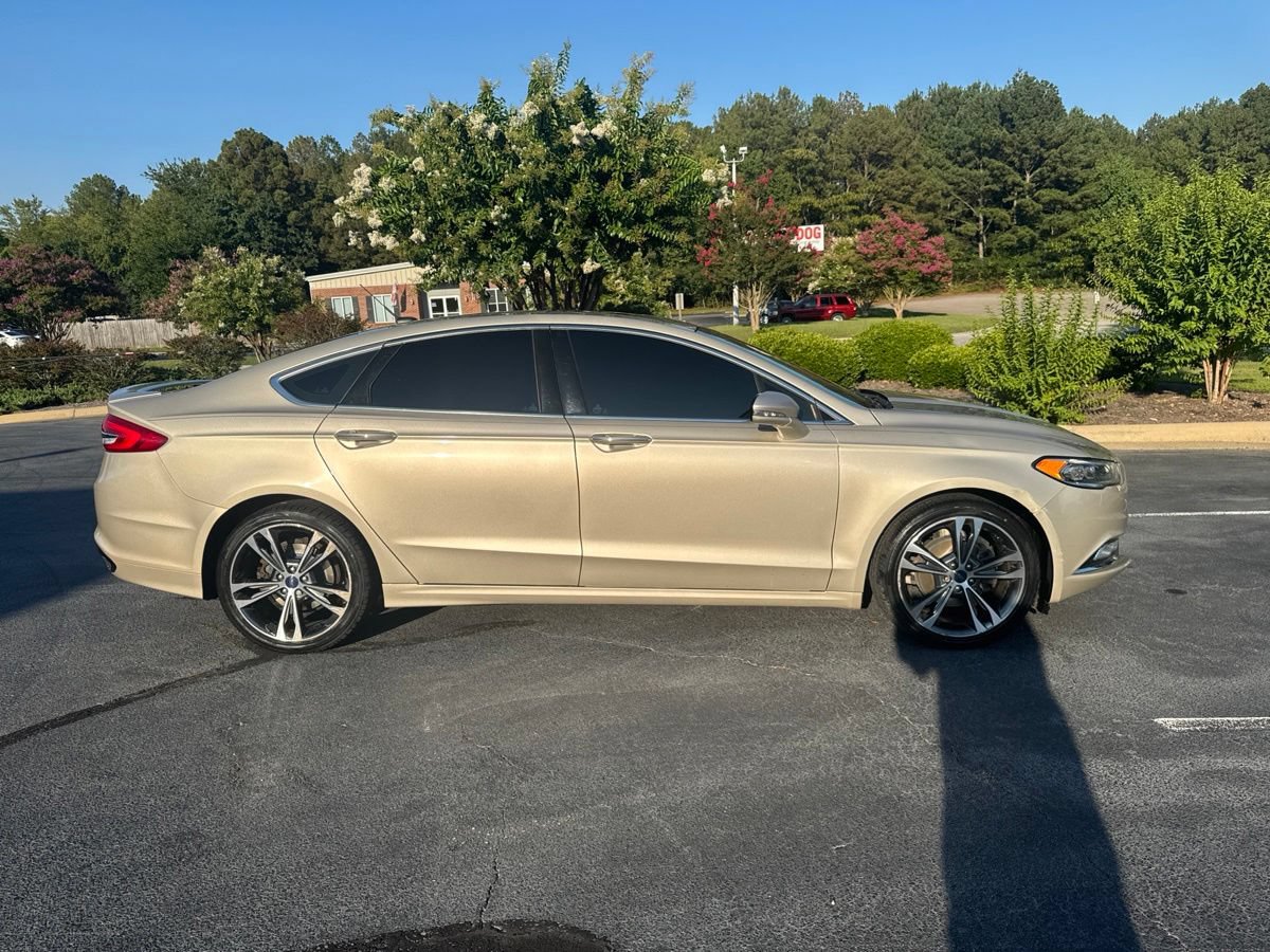Used 2017 Ford Fusion Titanium AWD/4WD image 8