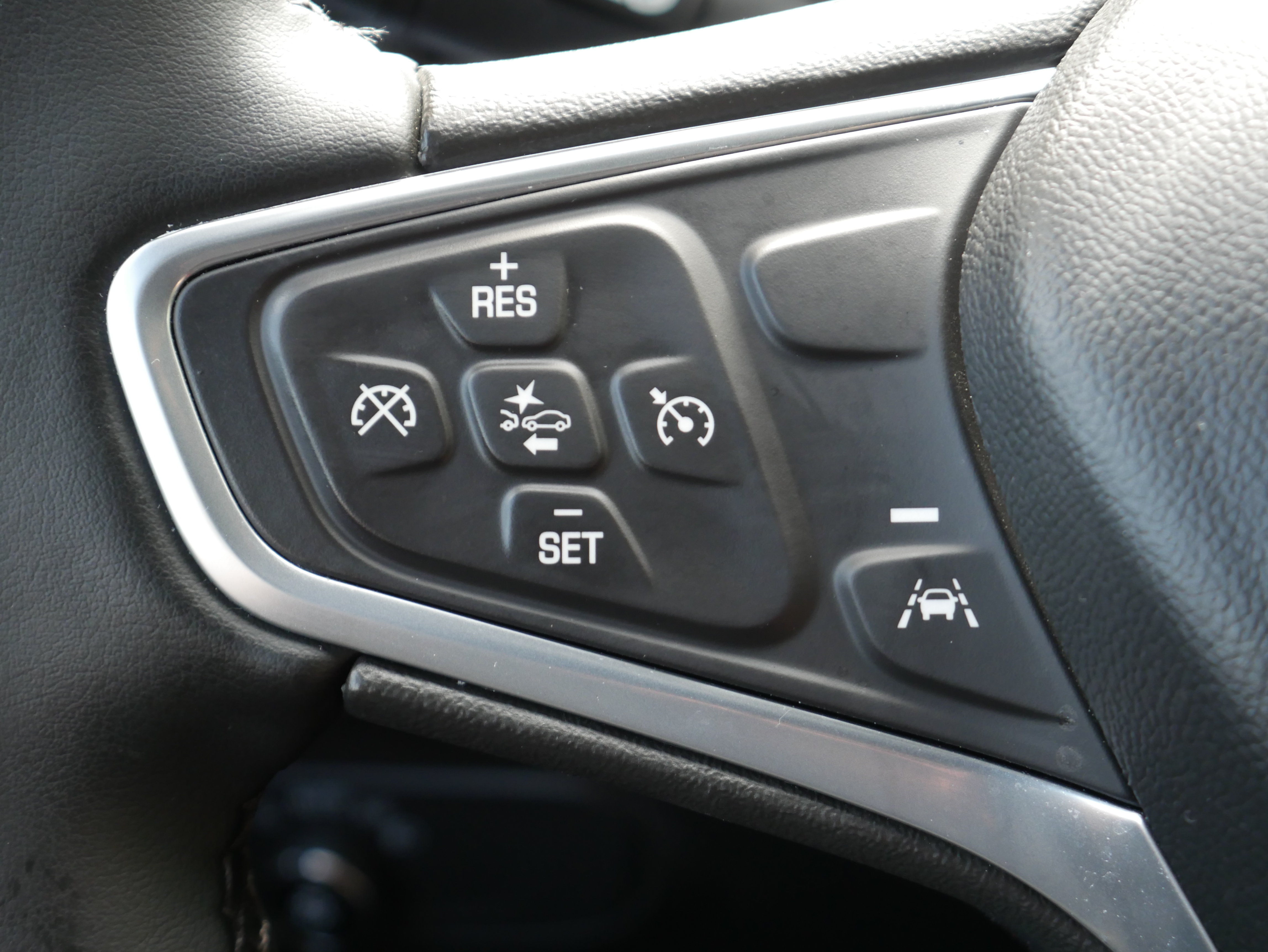 Certified 2023 Chevrolet Equinox LT AWD/4WD image 23