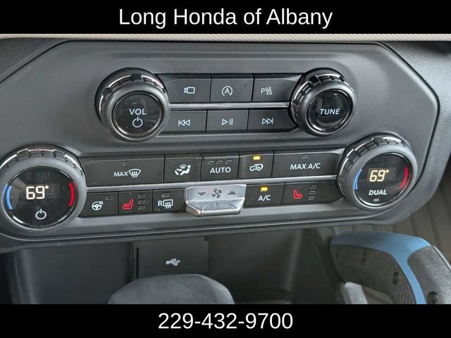 Used 2024 Ford Bronco Wildtrak AWD/4WD image 23