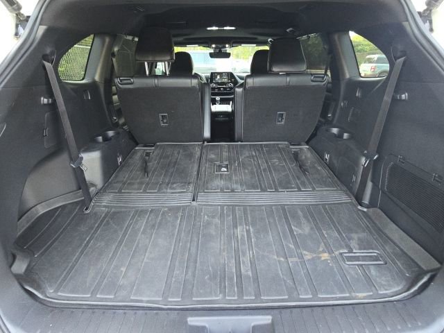 Used 2021 Toyota Highlander XSE image 13