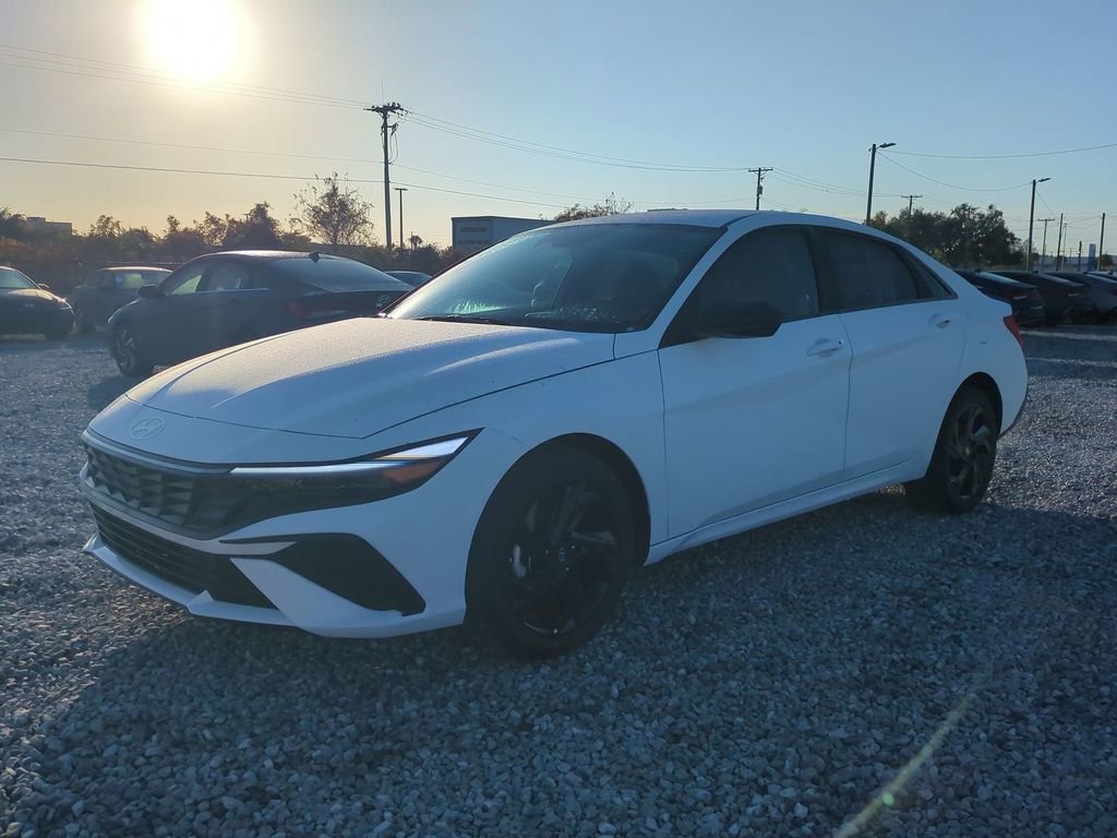 New 2026 Hyundai Elantra Sport image 9