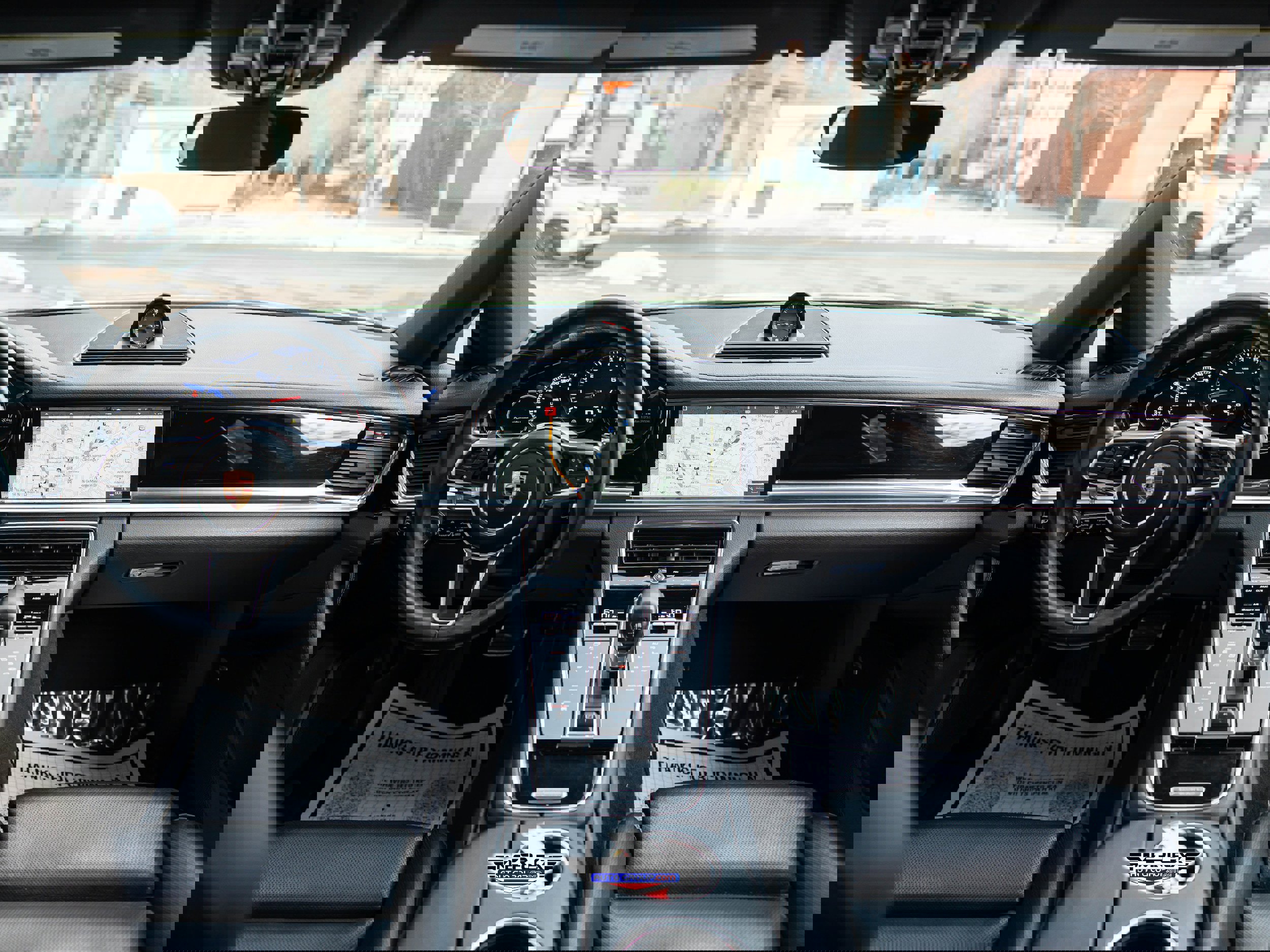 Used 2018 Porsche Panamera 4S image 14