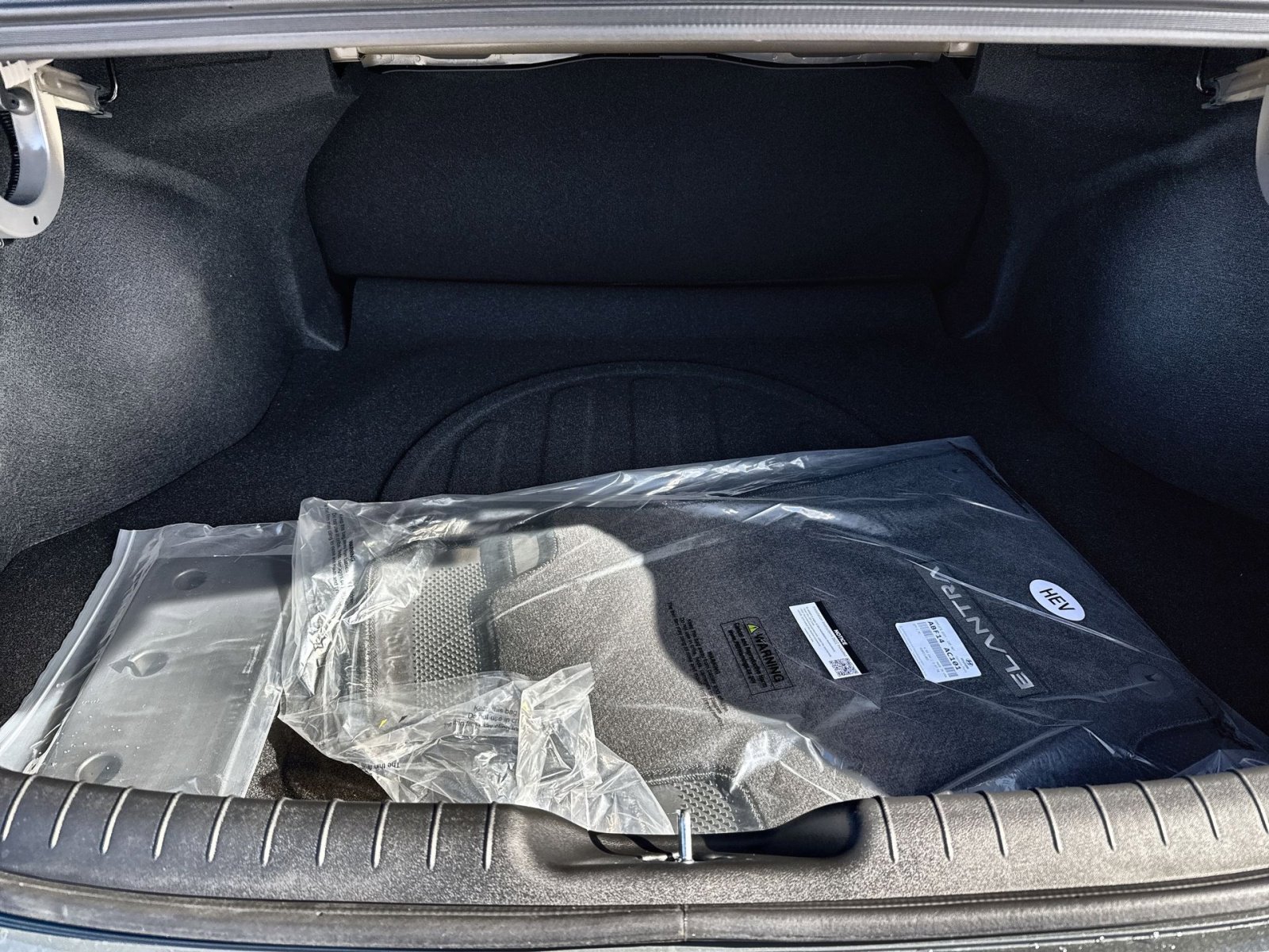 New 2026 Hyundai Elantra Blue image 27