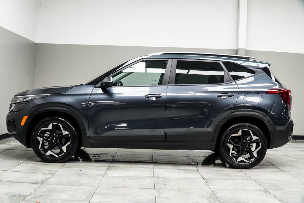 Used 2025 Kia Seltos S image 9