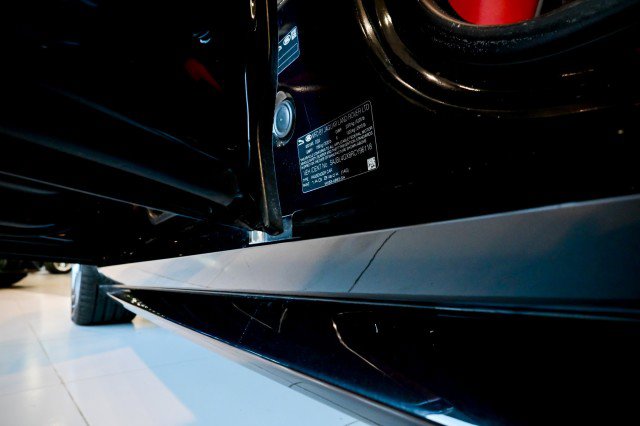 Used 2024 Jaguar XF R-Dynamic SE image 15