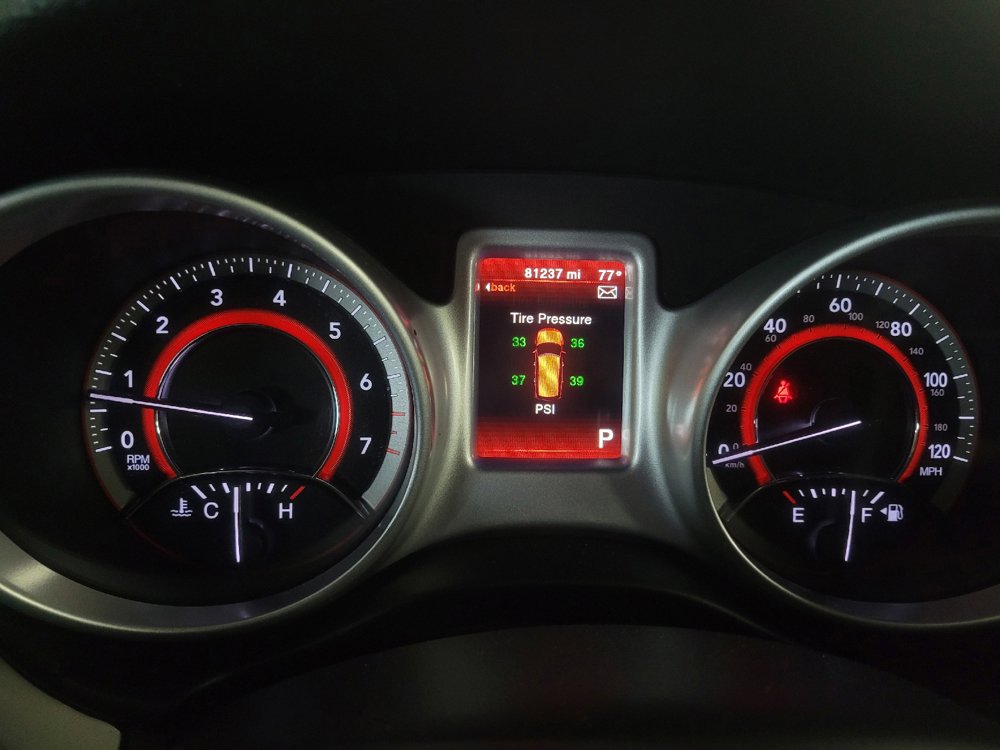 Used 2020 Dodge Journey SE FWD image 23