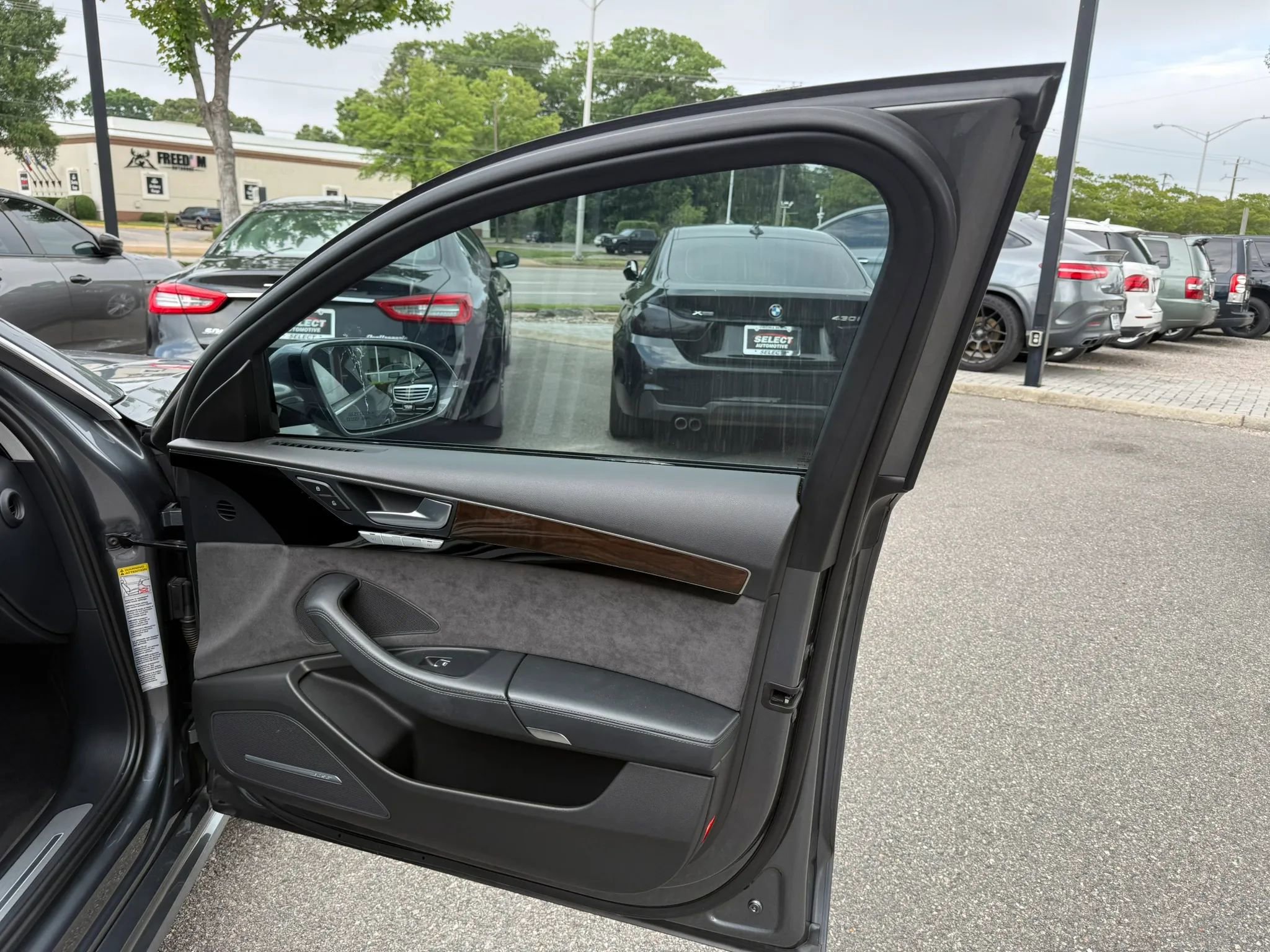 Used 2017 Audi A8 L 3.0T w/ Executive Package AWD/4WD image 33