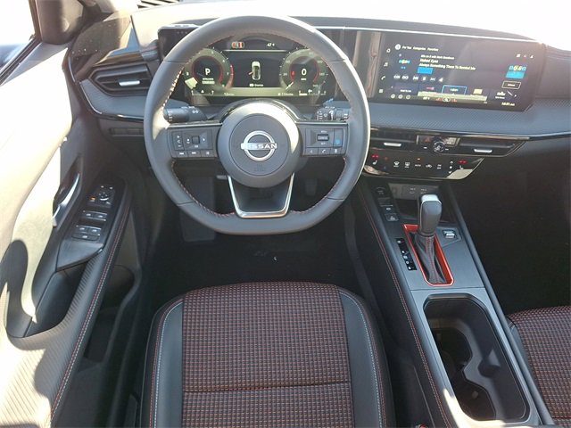 New 2026 Nissan Kicks SR w/ Cold Weather Package image 2