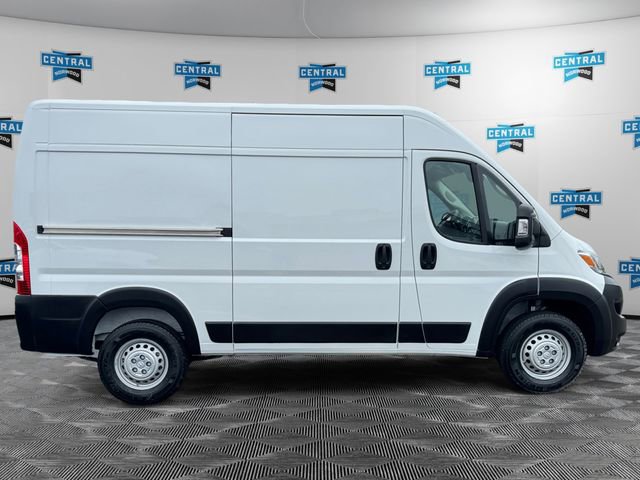 Used 2025 RAM ProMaster 2500 w/ Convenience Group image 6